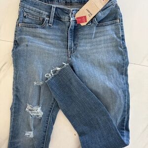 Levi 711 skinny jeans